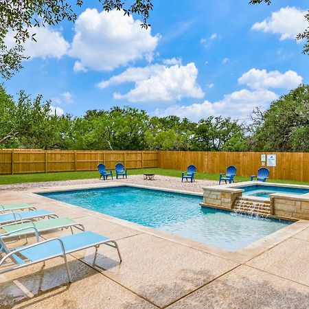 Spacious 5 Bdrm Home Mins To Wineries With Private Pool And Hot Tub! Johnson City Exteriér fotografie