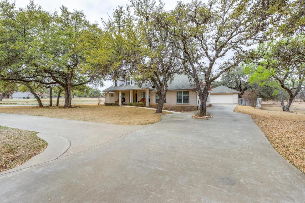 Spacious 5 Bdrm Home Mins To Wineries With Private Pool And Hot Tub! Johnson City Exteriér fotografie